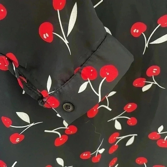 ❤️2/$30❤️[M]Cherry Print Black  V Neck Button LS Chiffon Tunic Blouse - Picture 4 of 8